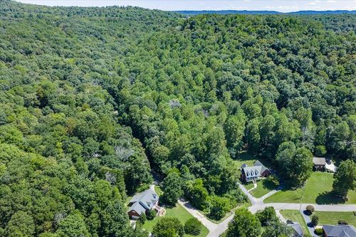 430 Auguste Cir, Cookeville, TN, 38506-6383 | Card Image