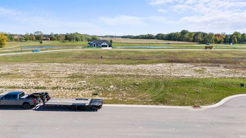 2050 Albatross Way, Auburn, IN, 46706-0636 | Card Image