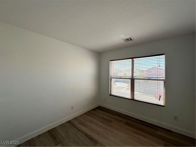 5554 Henshaw Ave, House other with 3 bedrooms, 3 bathrooms and null parking in Las Vegas NV | Image 14