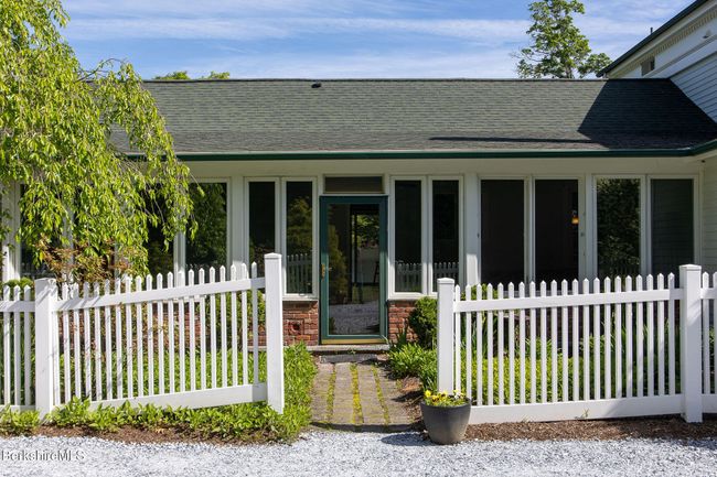 Porch Exterior | Image 44