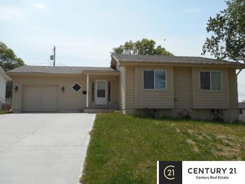 6125 Elm Street, Omaha, NE, 68106 | Card Image