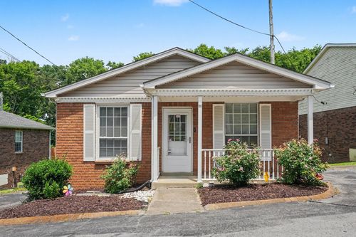 126 Five Oaks Dr, Nashville, TN, 37217-1219 | Card Image