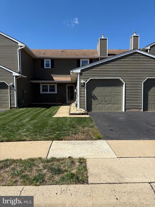 26 Kennebec Ct, BORDENTOWN, NJ, 08505-3117 | Card Image
