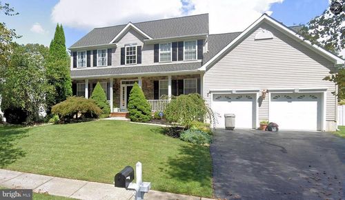 7 Rembrandt Way, East Windsor, NJ, 08520-2990 | Card Image