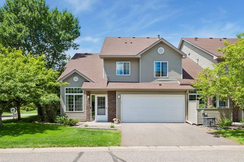 2331 Oakridge Cir, HUDSON, WI, 54016-9124 | Card Image