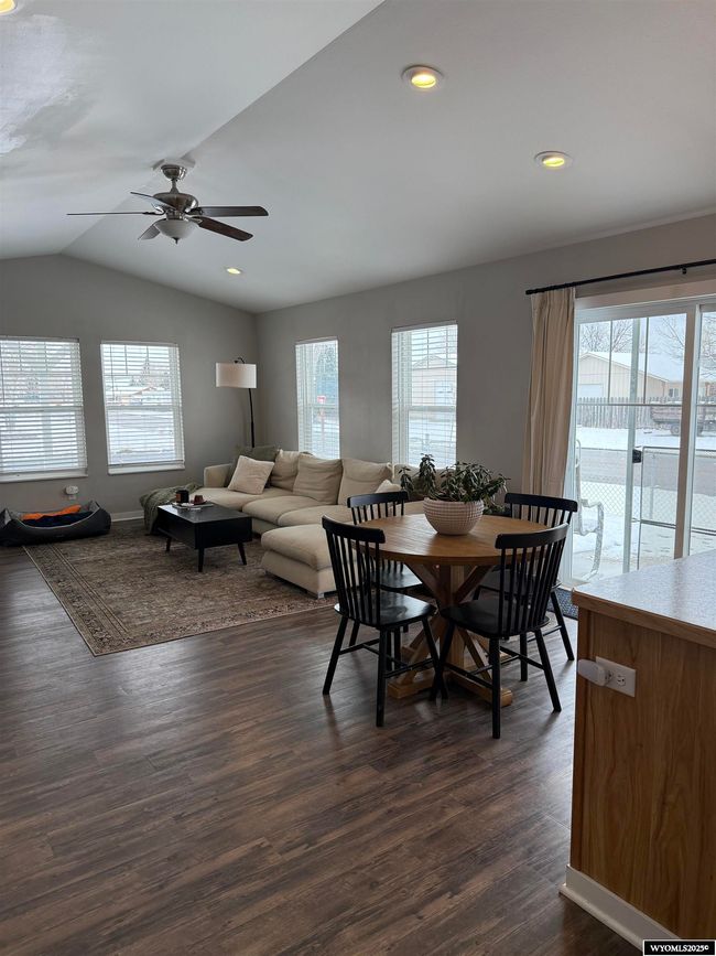 213 Greenwood Ave, House other with 3 bedrooms, 1 bathrooms and null parking in Saratoga WY | Image 6