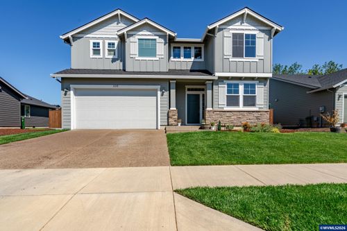 235 Walnut St, Mount Angel, OR, 97362 | Card Image