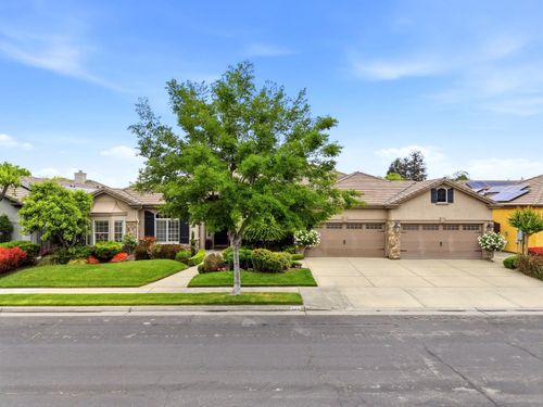 649 W Enterprise Ave, Clovis, CA, 93619-4838 | Card Image