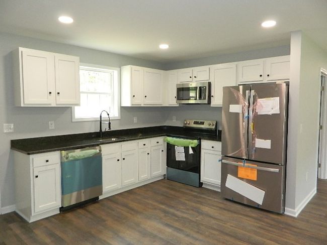 13396 Indian Run Rd, House other with 3 bedrooms, 2 bathrooms and 2 parking in Glade Spring VA | Image 7