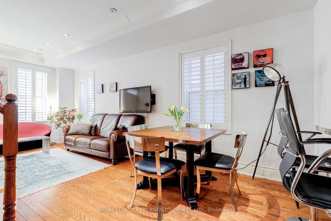 12 - 1968 Bloor St W, House attached with 3 bedrooms, 3 bathrooms and null parking in Toronto ON | Image 9