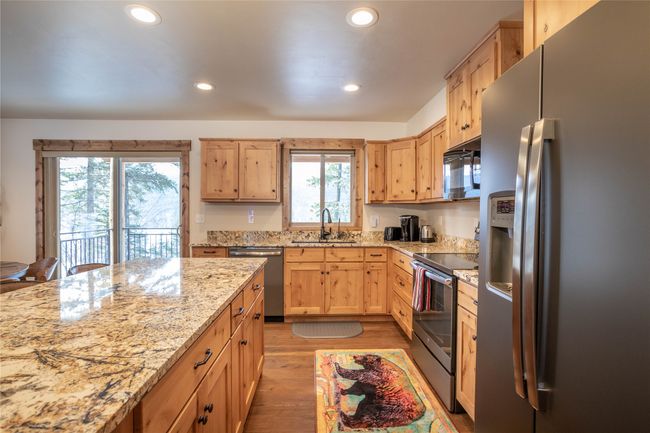 Kitchen | Image 11
