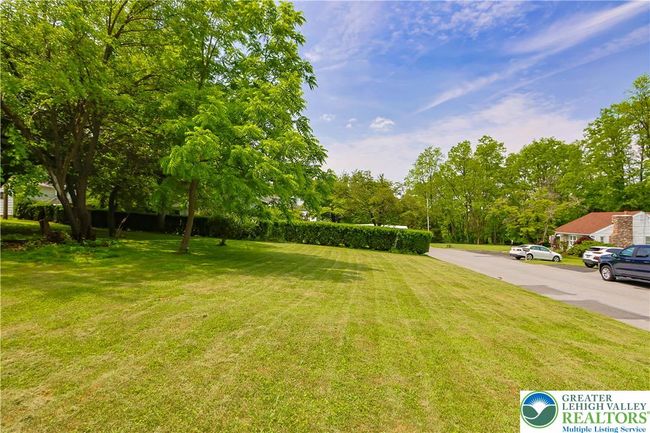 1373 Puggy Ln, House other with 4 bedrooms, 2 bathrooms and null parking in BETHLEHEM PA | Image 52