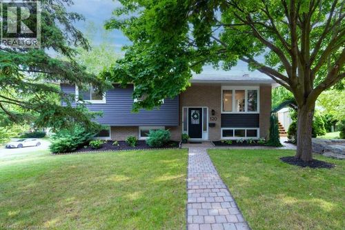 120 Devonglen Dr, Kitchener, ON, N2E2J2 | Card Image