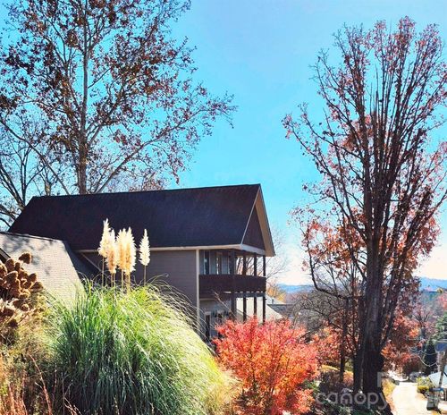 71 Mcclain St, Asheville, NC, 28803-2420 | Card Image