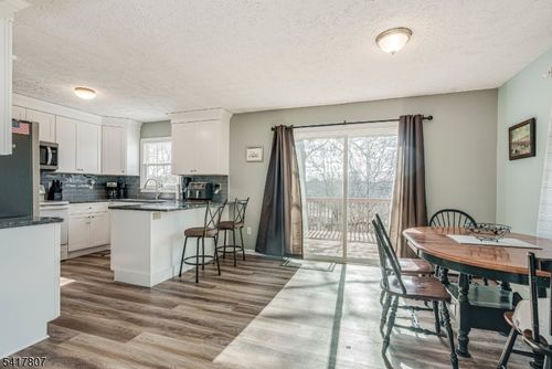 19 Lawnwood Ave, Newton, NJ, 07860-2117 | Card Image