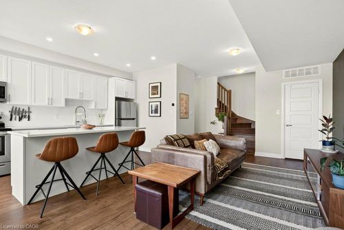 311-12 Blanshard Street, Hamilton, ON, L8P0C7 | Card Image
