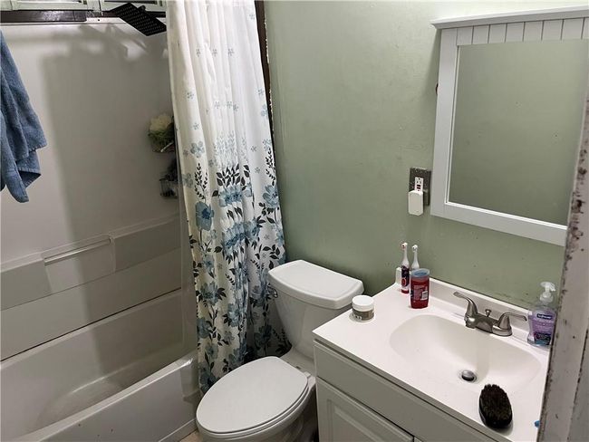 8621 Hickory Ln, House other with 3 bedrooms, 2 bathrooms and null parking in Lithia Springs GA | Image 10