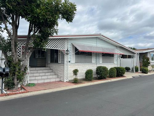 spc-58-9255 N Magnolia Ave, Santee, CA, 92071-3139 | Card Image