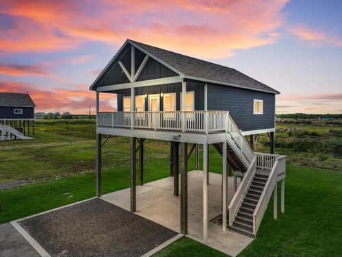 1041 Sunset Dr, Crystal Beach, TX, 77650 | Card Image