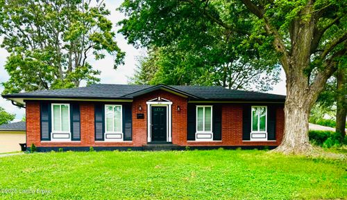 2401 Woodmont Dr, Louisville, KY, 40220-3638 | Card Image