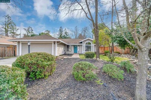 1060 Saint Andrews Dr, El Dorado Hills, CA, 95762-5383 | Card Image
