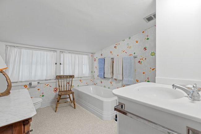 804 Persimmon Rd, House other with 4 bedrooms, 3 bathrooms and 2 parking in Sewickley PA | Image 32