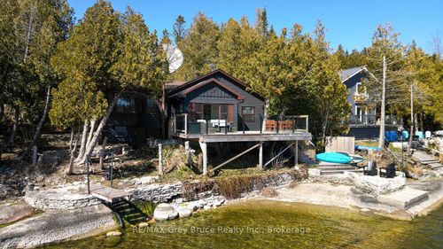 59 Simpson Ave, Tobermory, ON, N0H2R0 | Card Image