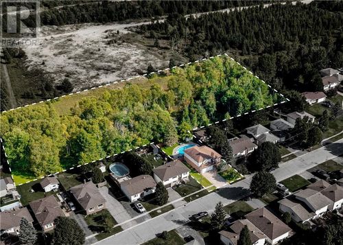 3870 Macmillan Dr, Val Caron, ON, P3N1H9 | Card Image