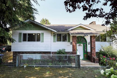 11243 136 St, Surrey, BC, V3R3B8 | Card Image