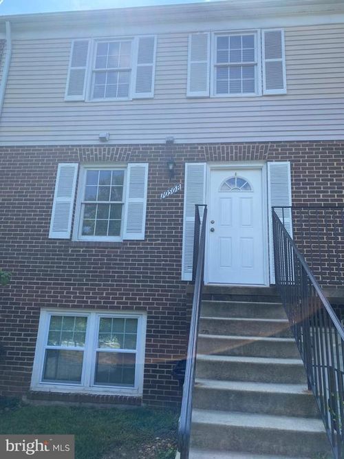 1050 Ramsgate Ct, STERLING, VA, 20164-5902 | Card Image