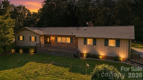 258 Nine Patch Ln, Taylorsville, NC, 28681-7628 | Card Image