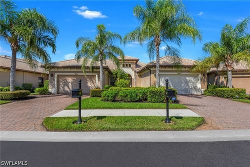 7461 Moorgate Point Way, NAPLES, FL, 34113-5103 | Card Image