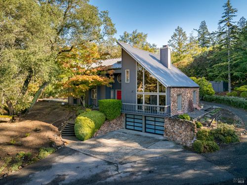 5025 Lichau Road, Penngrove, CA, 94951 | Card Image