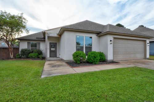 10727 Grace Ln, Baton Rouge, LA, 70817-8032 | Card Image