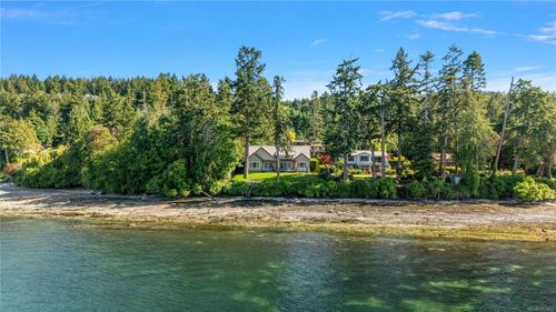 11665 Jupata Way, North Saanich, BC, V8L5K1 | Card Image
