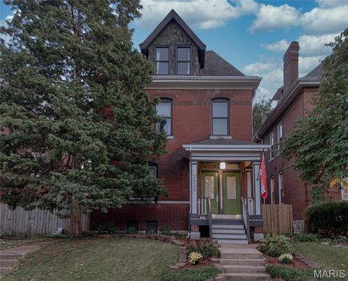 2928 Shenandoah Ave, Saint Louis, MO, 63104-1740 | Card Image