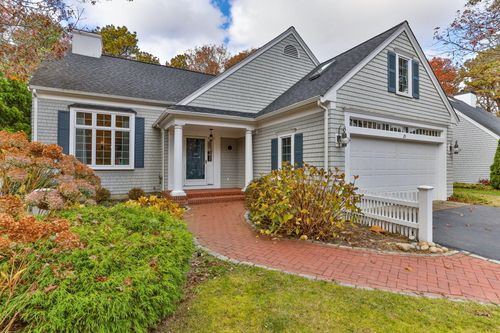 25 Daybreak Ln, Hyannis, MA, 02601-2199 | Card Image