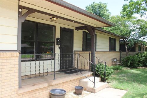 1418 Gannon Ave, Enid, OK, 73703-7864 | Card Image