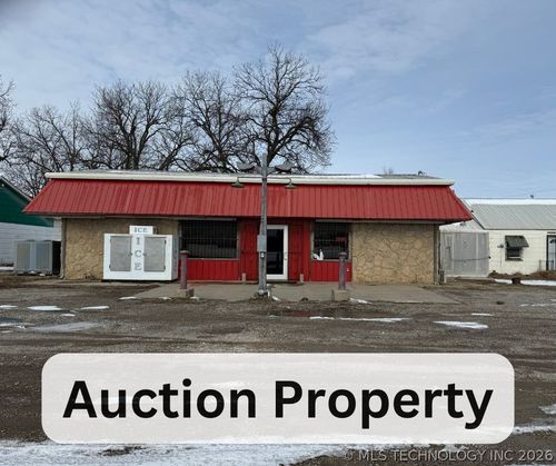 3151 W North Ave, Ponca City, OK, 74601-7720 | Card Image