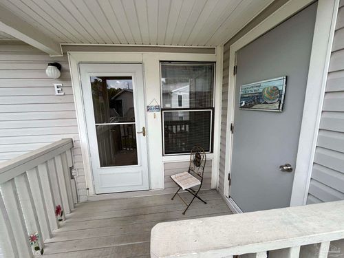 e-3208 Redwood Ln, Gulf Breeze, FL, 32563-5650 | Card Image