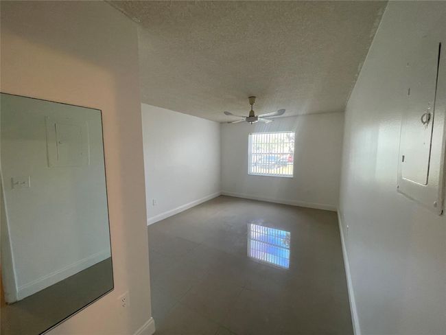 APT-104 - 5190 E Sabal Palm Blvd, Condo with 2 bedrooms, 2 bathrooms and null parking in Tamarac FL | Image 7