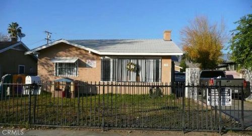 176 E 9th St, San Bernardino, CA, 92410-4407 | Card Image