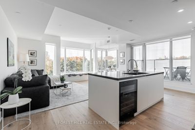 503 - 346 Davenport Rd, Condo with 2 bedrooms, 2 bathrooms and 1 parking in Toronto ON | Image 3