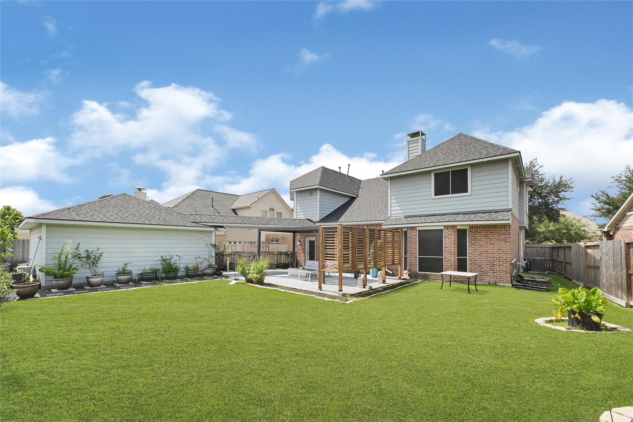 Residential Lease in Sugar Land 2