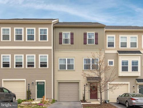 241 Patchwork Dr, STEPHENSON, VA, 22656-2067 | Card Image
