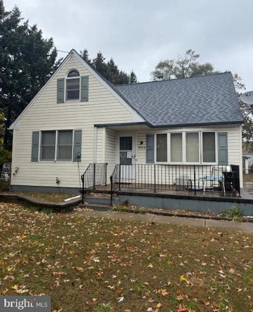 705 Arndt Ave, Riverside, NJ, 08075-4201 | Card Image