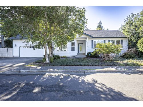 2284 21st St, Florence, OR, 97439 | Card Image
