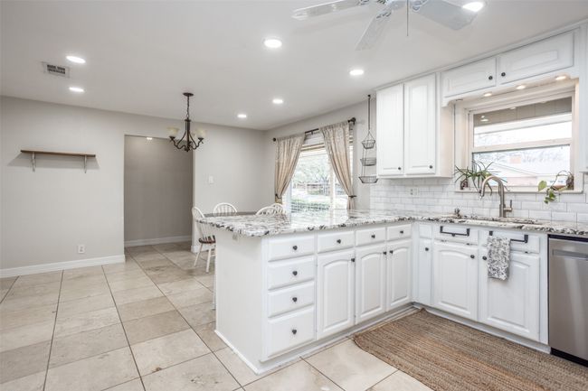 508 Aspen Rd, House other with 3 bedrooms, 2 bathrooms and null parking in Gainesville TX | Image 5