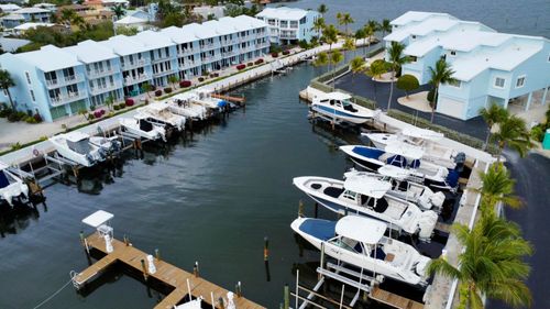 b7-1501 Ocean Bay Dr, Key Largo, FL, 33037-4236 | Card Image