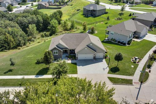 4705 Lamonte Dr, Manhattan, KS, 66503-8899 | Card Image